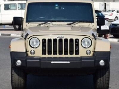 2018 Jeep Wrangler 3.6 litre 6 Cylinder Engine Petrol Beige Black