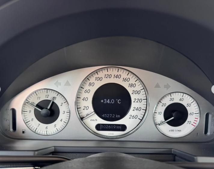 2007 MERCEDES BENZ E500 Body Kit E63 AMG V8 AUCTION GRADE 4/B Silver