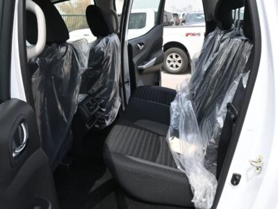 2023 Nissan Navara NISSAN NAVARA 2.5 PETROL SE 4X2 MT DC PLUS White Black