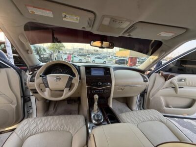 2013 Nissan Patrol SE 4.0 litre 6 Cylinder Engine SUV White Beige