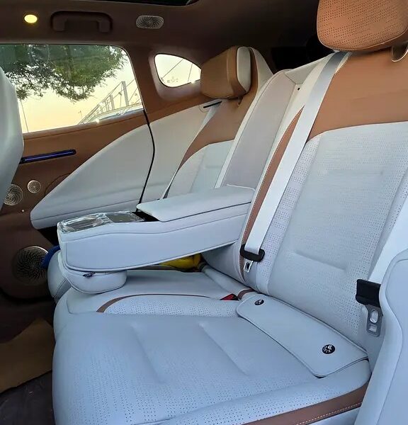 2025 Avatr 07 Other 4-Cylinder Engine Hybrid White