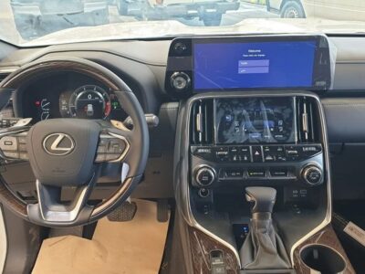 2024 Lexus LX 600 VIP EDITION 6 Cylinder Engine White Black
