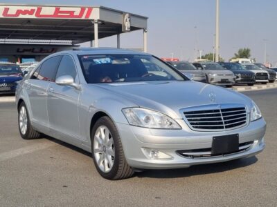 2008 Mercedes-Benz S 550 5.5 litre V8 Engine Silver Black
