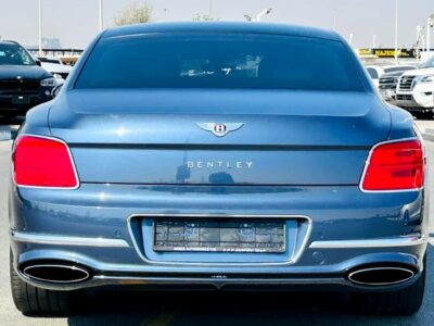 2020 Bentley Flying Spur W12 Neat and Clean Car Blue Beige