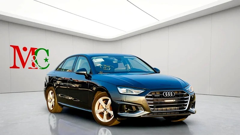 2021 Audi A4 40 TFSI 4 Cylinder Engine SUPER CLEAN CAR Grey Black