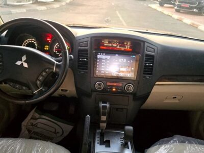 2013 Mitsubishi Pajero GLX 6 Cylinder Engine SUV Black Beige