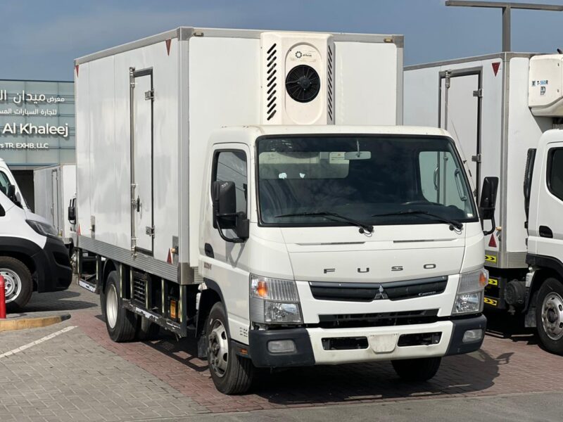 2022 Mitsubishi Canter Chiller Box Manual GCC Specs White Black