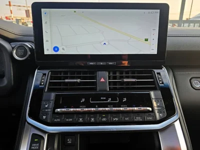 2025 Toyota Land Cruiser VX 3.5l litre Turbo 6 Cylinder Engine White Black