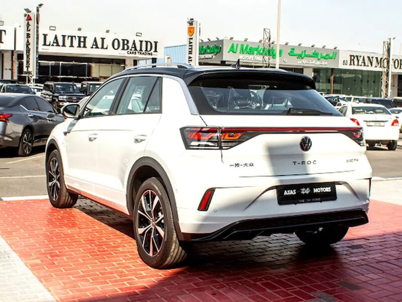 2025 Volkswagen T-Roc R-Line 4 Cylinder Engine Petrol White Black