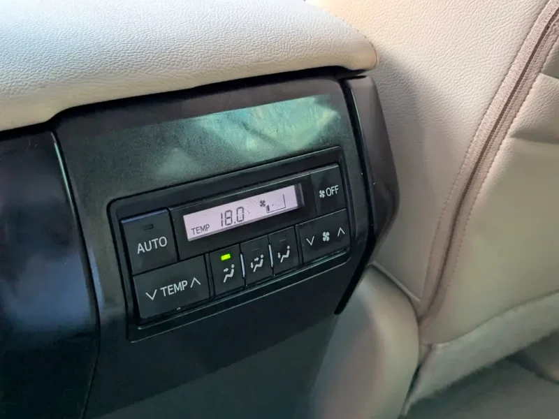 2015 Toyota Prado VXR FULL OPTION V6 Engine 4.0L GCC White Beige