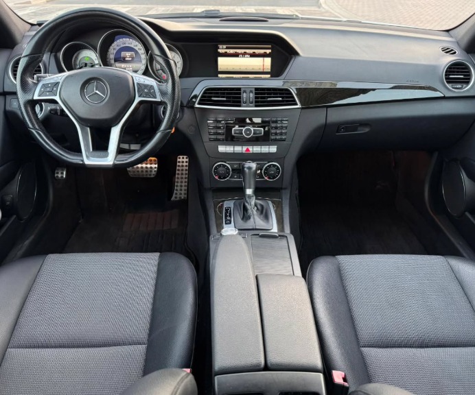 2014 MERCEDES BENZ C350 V6 Body Kit AMG AUCTION GRADE 4/B White Black