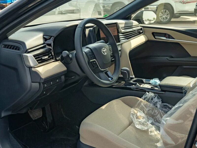 2025 Toyota Camry LE Camry LE4 Cylinder Engine Black Beige