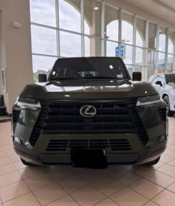 2024 Lexus GX 460 4.6 litre V8 Engine 4WD SUV Green Tan