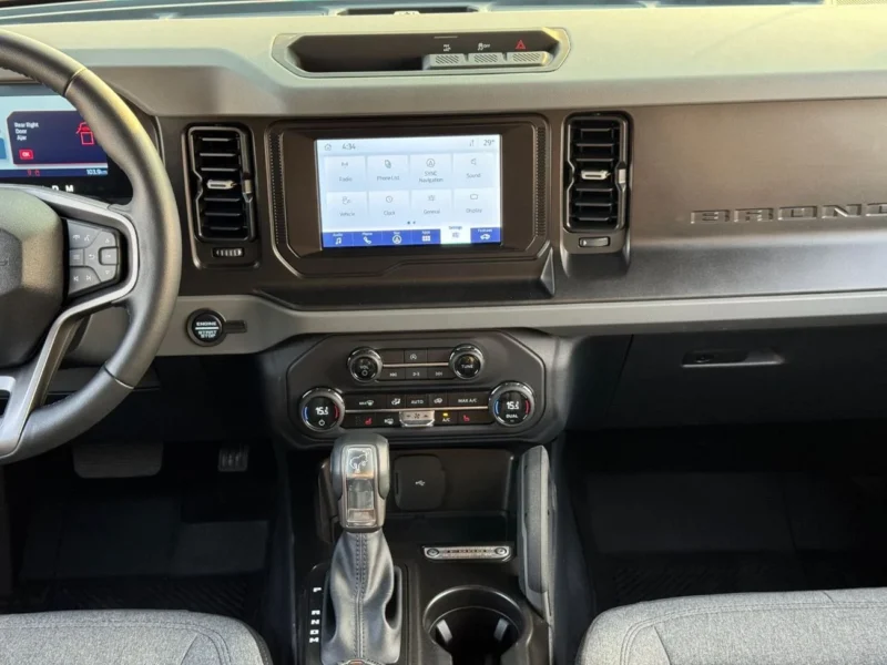 Ford Bronco 2.0L 4 Cylinders Engine Turbocharged Petrol 4WD 2023 Black