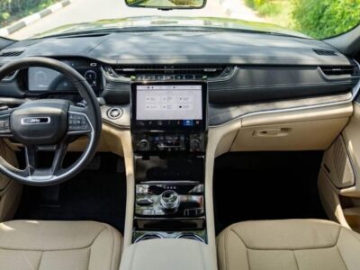 JEEP GRAND CHEROKEE LIMITED 3.6P AT 4X4 MY2023 Black Beige