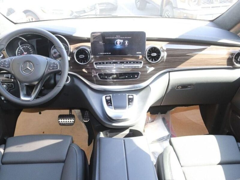 Mercedes-Benz V 300 Diesel 4Matic Exclusive Long 2023 Black Full Option