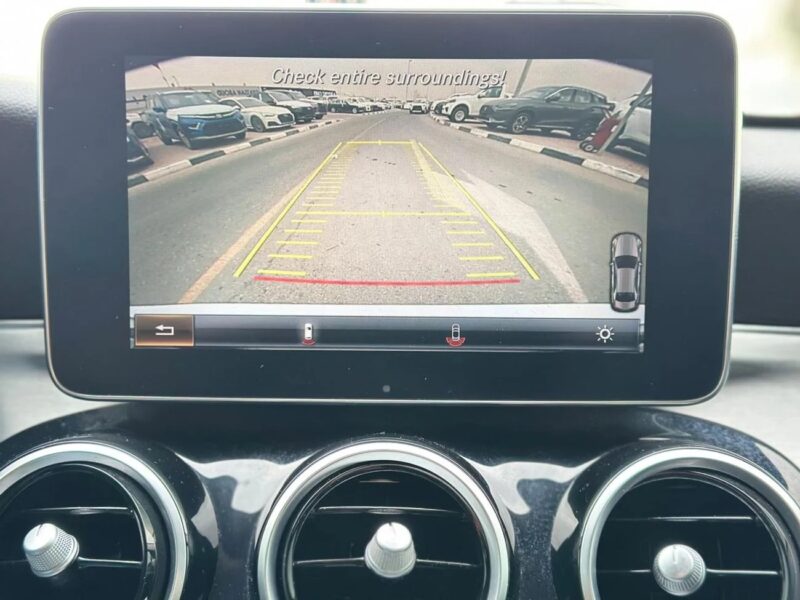 2017 Mercedes-Benz C 200 Turbocharged 16-valve Inline 4-cylinder Silver Black