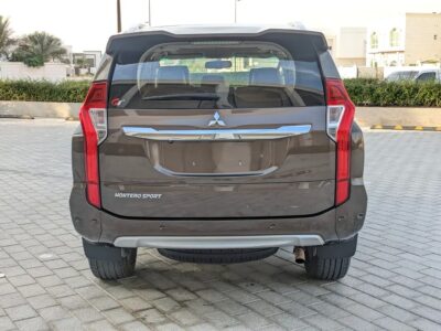 2016 Mitsubishi Montero Sport GLS 4WD Top Line 6 Cylinder Bronze Beige GCC