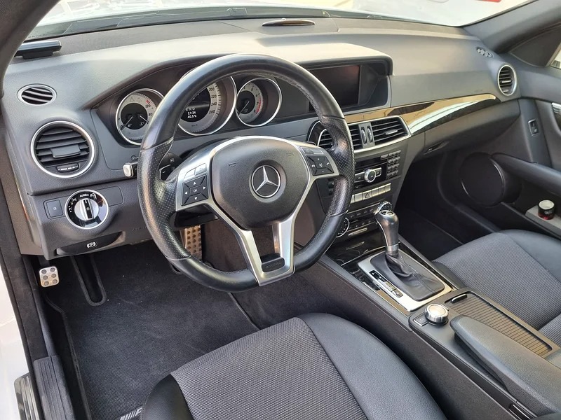 2013 Mercedes-Benz C-Class C350 White Black in Perfect Condition