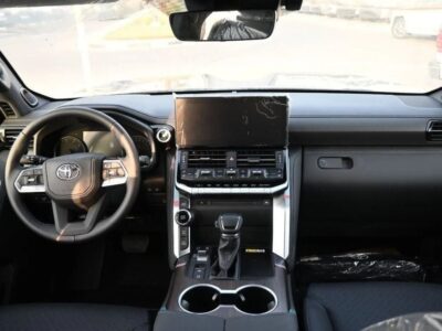 2022 Toyota Land Cruiser TOYOTA LC300 3.3L VX+ DIESEL 6 CYLINDER Black