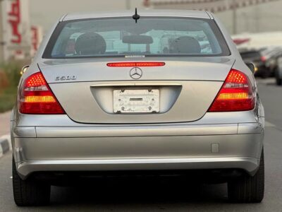 2005 Mercedes-Benz E-Class E 500 8 Cylinder Engine CLEAN CAR Silver Black