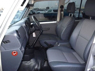 Toyota Land Cruiser Pick Up 2018 4.5L 8 Cylinder Diesel Manual Silver Grey