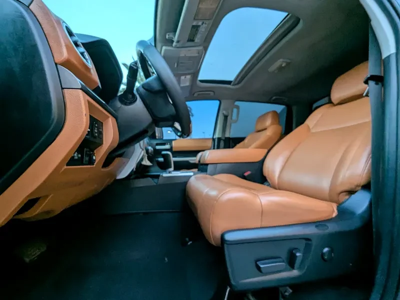 2015 Toyota Tundra Crewmax Limited 8 Cylinders Engine Grey Brown