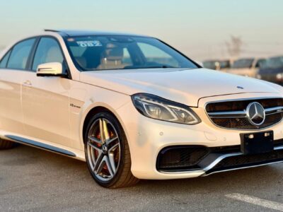 2014 Mercedes-Benz E63 AMG 5.5L twin-turbo V8 White Beige