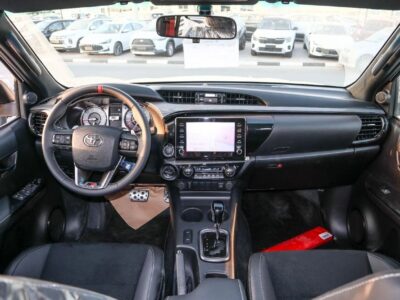 2025 Toyota Hilux GR Sport 4.0L Toyota Hilux GR GCC Specs White Black