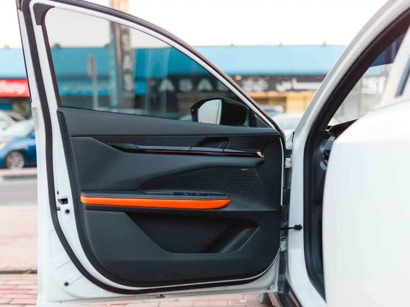 2025 Changan Uni-V Sport 2.0L Full Option White Black