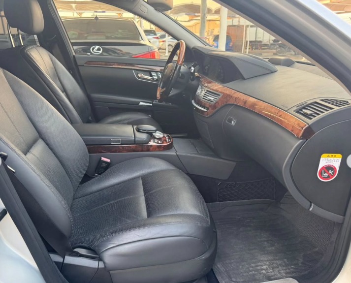 2008 MERCEDES BENZ S 550 Body Kit S63 AMG V8 AUCTION GRADE 4.5/B Silver