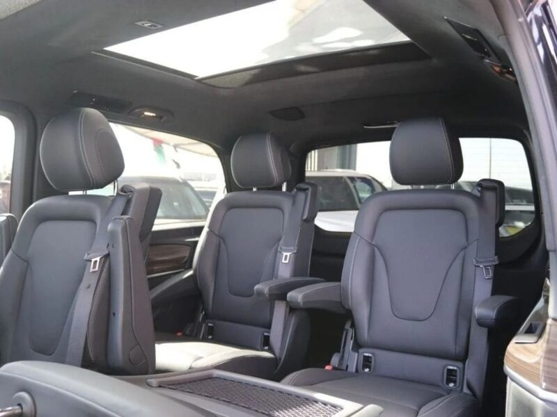 Mercedes-Benz V 300 Diesel 4Matic Exclusive Long 2023 Black Full Option