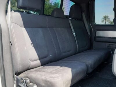 Ford Raptor SVT F-150 6.2L V8 2013 Perfect Condition White Black