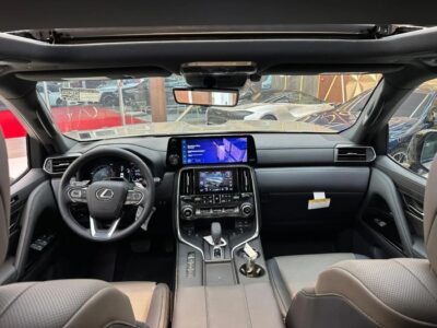 2025 Lexus LX 700h Brand New LX700h Overtrail Brown Black