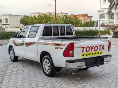 2020 Toyota Hilux Double Cab 2.7L Premium Condition White Grey
