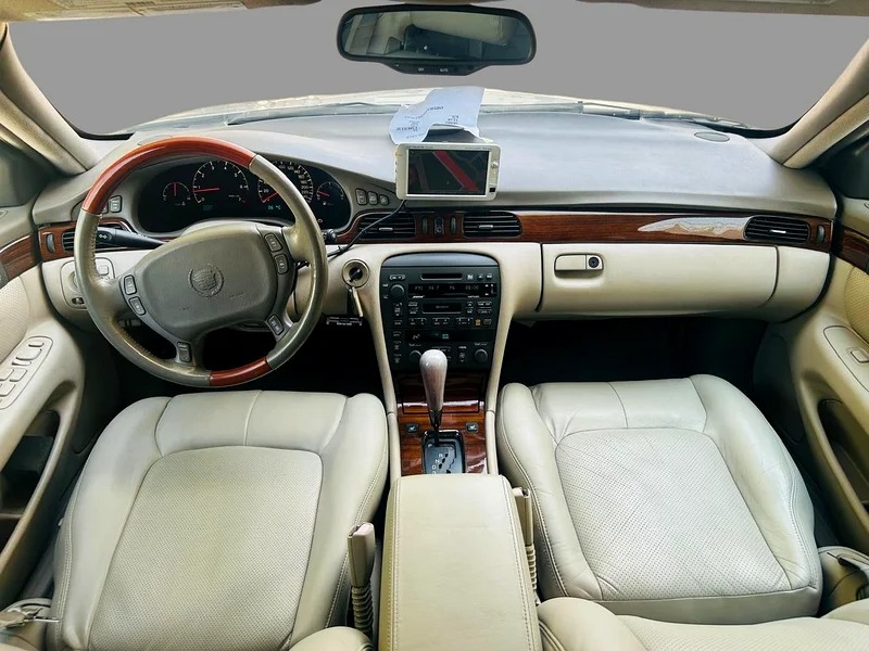 2001 Cadillac STS Seville STS NEAT AND CLEAN CAR White Beige