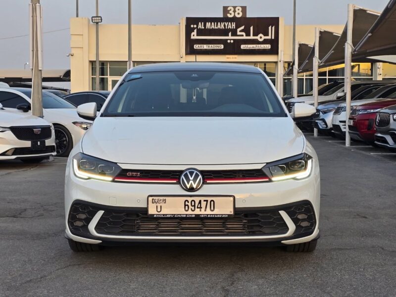 2022 Volkswagen Polo GTI 2.0 liters 4 Cylinders White Black