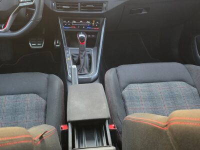 2022 Volkswagen Polo GTI 2.0 liters 4 Cylinders White Black