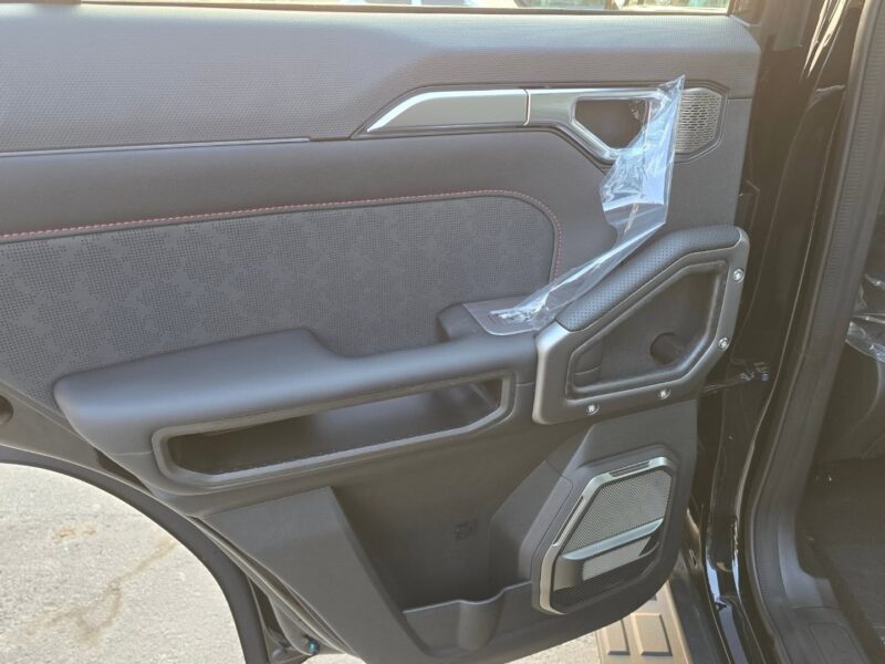 Jetour T2 2025 Crystal Gearbox 7-Speed Transmission Black