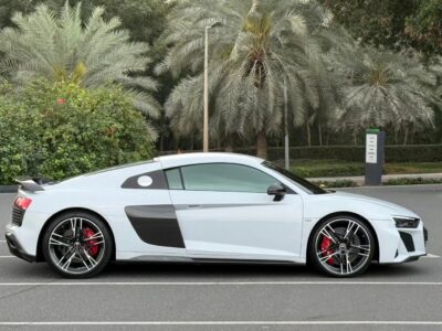 Audi R8 High Performance V10 Engine V10 2021 in Excellent Condition White