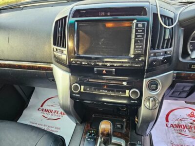 2012 Toyota Land Cruiser 5.7L 8 Cylinder Engine Grey Black