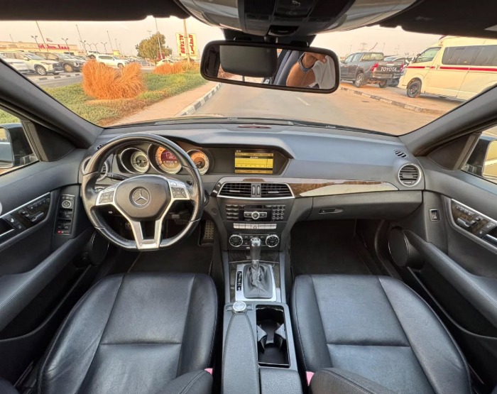 2012 MERCEDES BENZ C350 V6 AUCTION GRADE 4/B Black