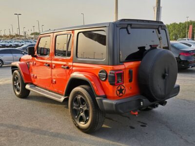 Jeep Wrangler Desert 2018 Orange Black in Very Good Condition