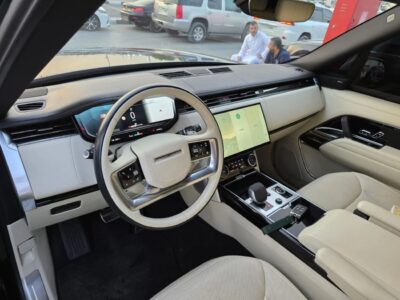 Land Rover Range Rover SE P530 4.4L 2023 America Specs