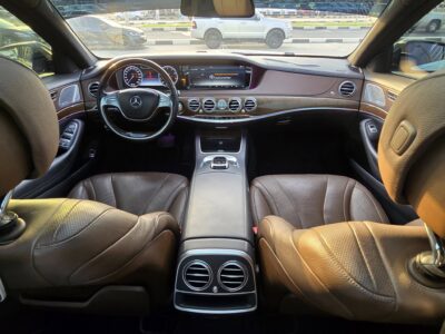 Mercedes-Benz S550 4.7-liter Twin-Turbocharged V8 Engine 2015 White Tan
