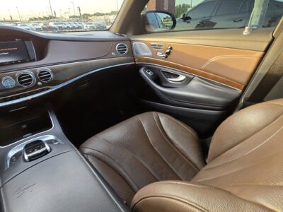 Mercedes-Benz S550 4.7-liter Twin-Turbocharged V8 Engine 2015 White Tan