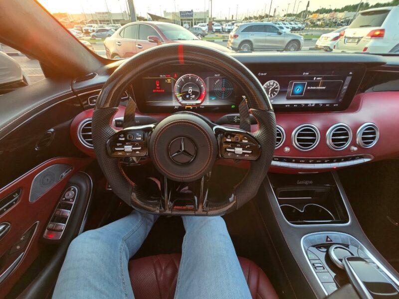 Mercedes-Benz S 560 4.0L Twin-Turbo V8 Engine 2018 White Red