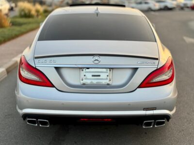 2012 Mercedes-Benz CLS 63 AMG 5.5-liter twin-turbocharged V8 Engine Silver
