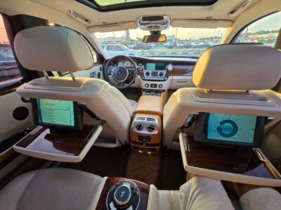 2015 Rolls-Royce Ghost 6.6-liter twin-turbocharged V12 Full Specifications