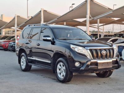 2014 Toyota Prado VXR V6 GCC Specs Black-Beige